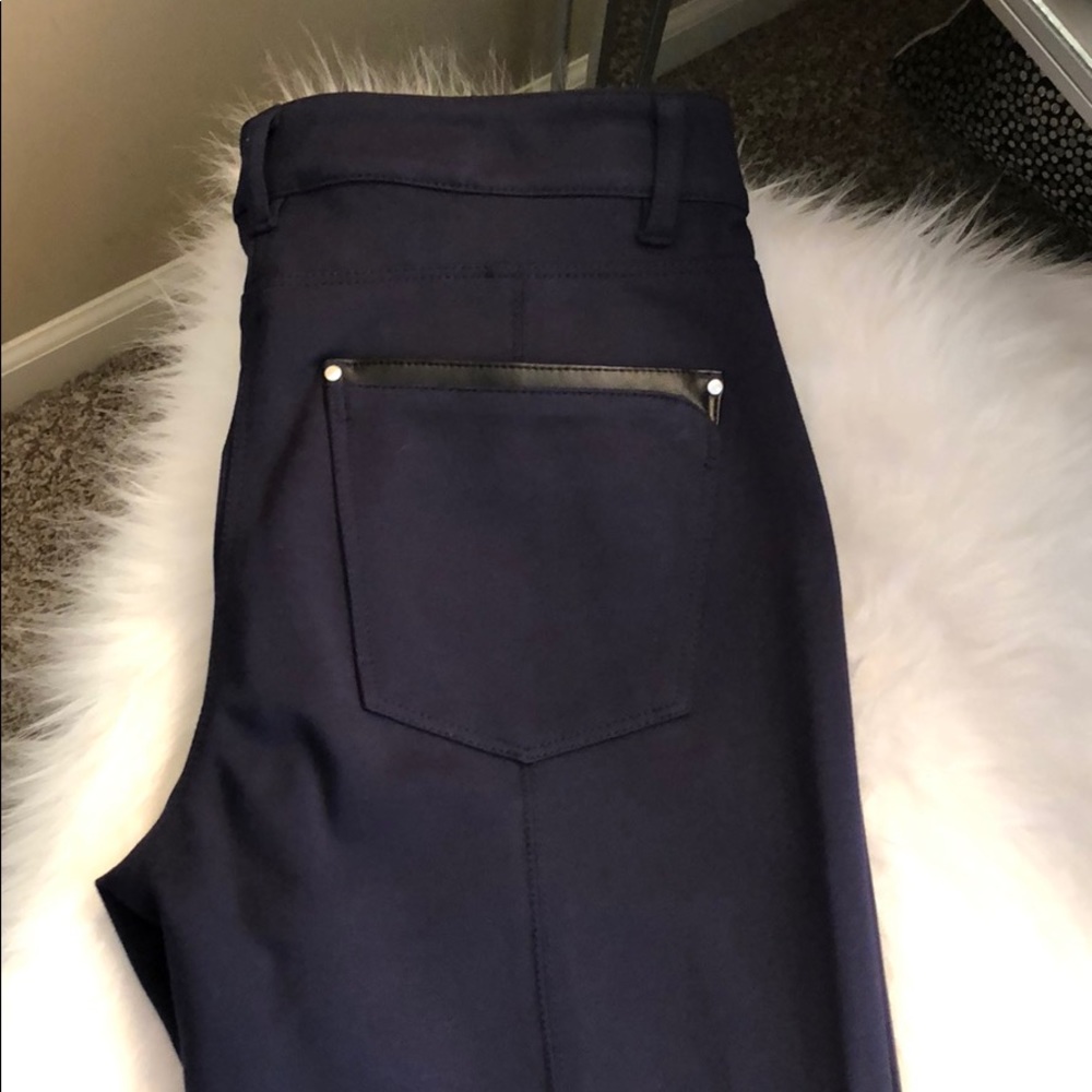 WHBM skinny by Ponte pants with zipper at ankle